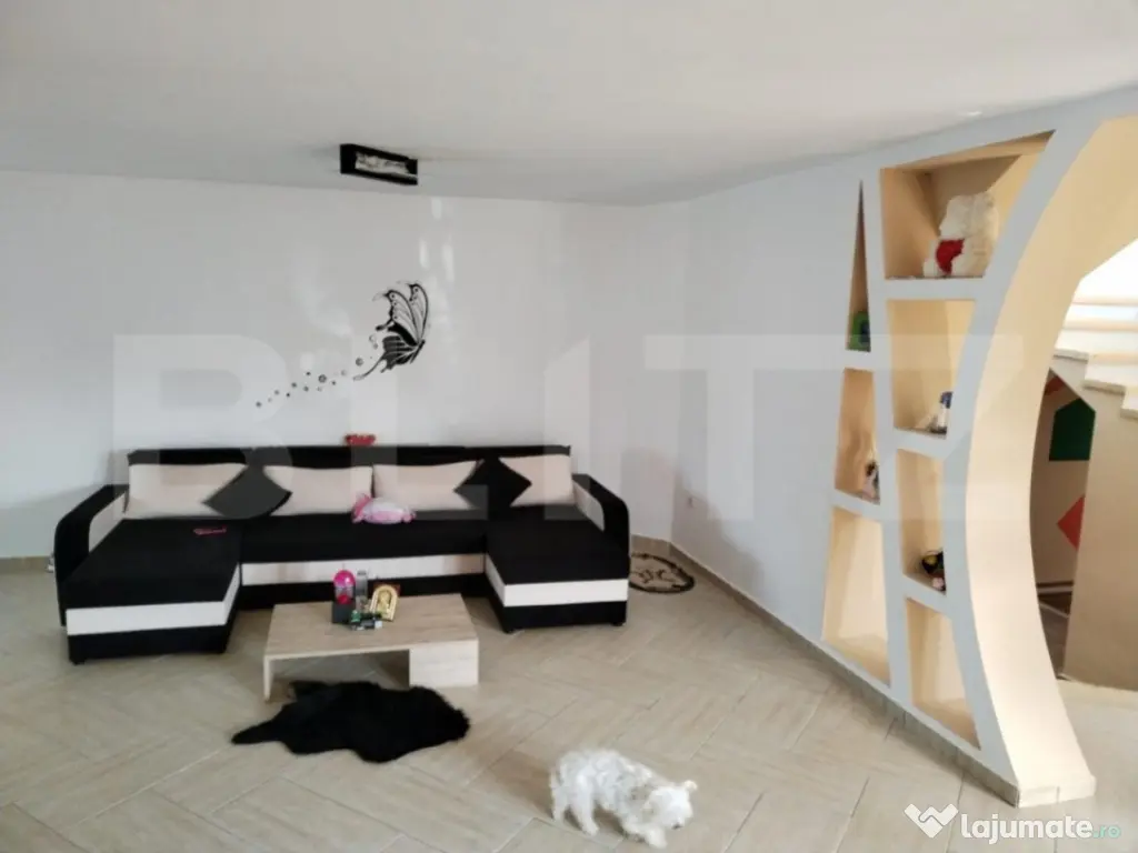 Casă de vacanță cu helesteu 180mp utili, 975mp teren Ulmi