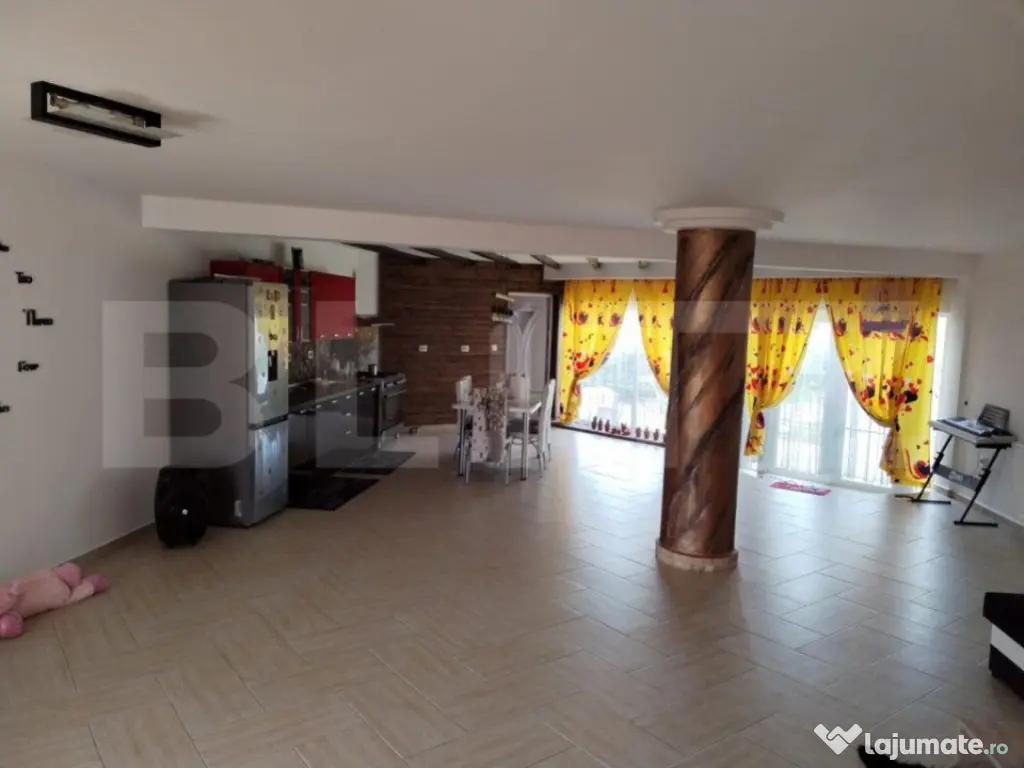 Casă de vacanță cu helesteu 180mp utili, 975mp teren Ulmi