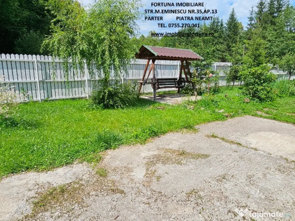 Casa cu o priveliste de vis, in inima naturii, com.Tarcau