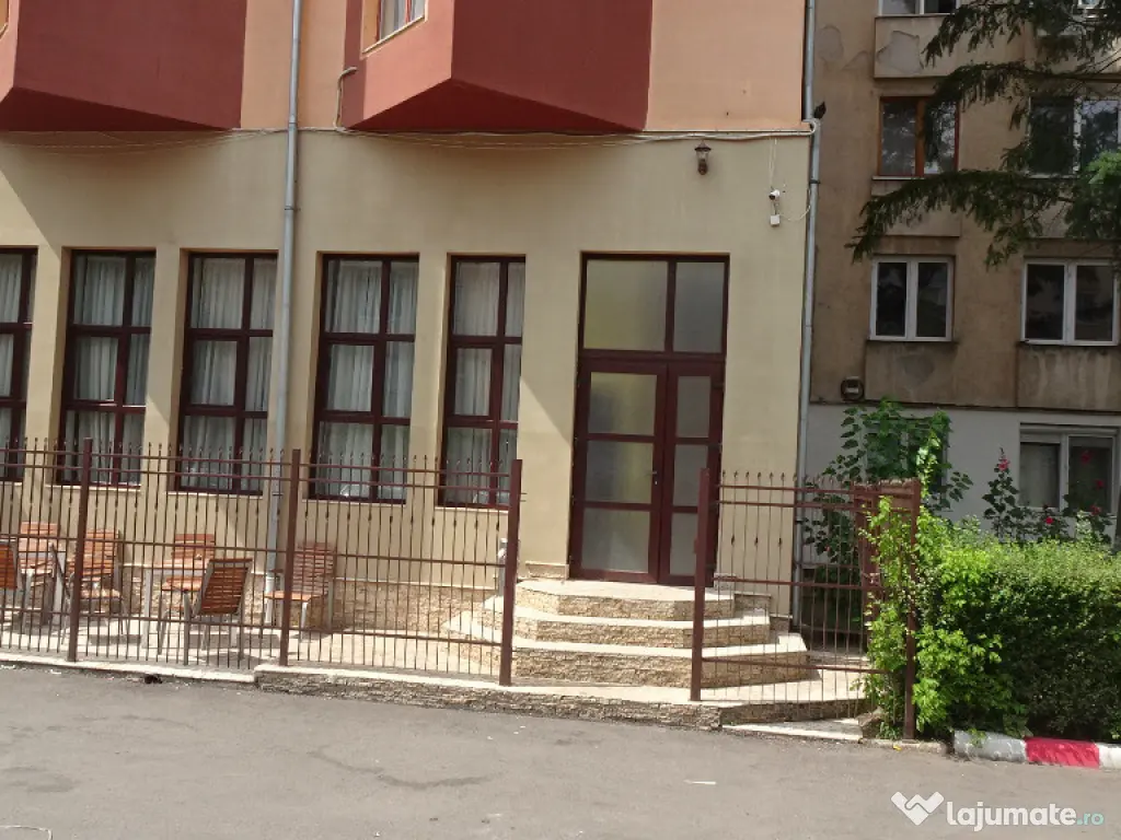 Vand pensiune P+4E in Deva, zona Dacia, constructie din anul 2016