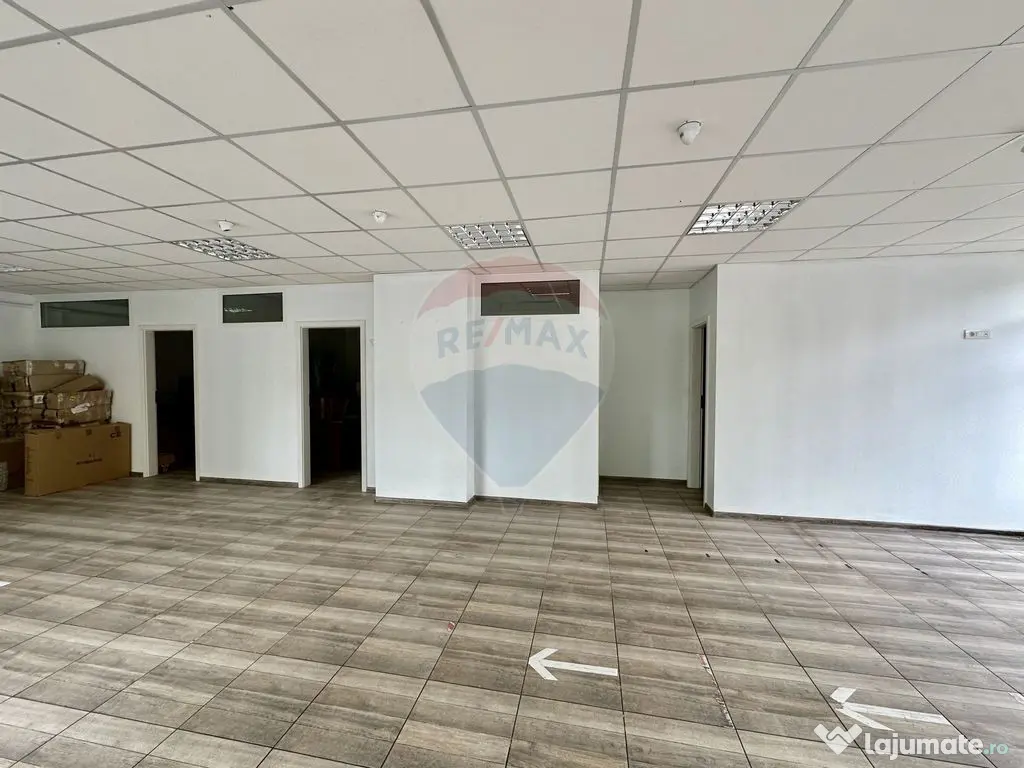 Spațiu comercial de 100mp Trotus 