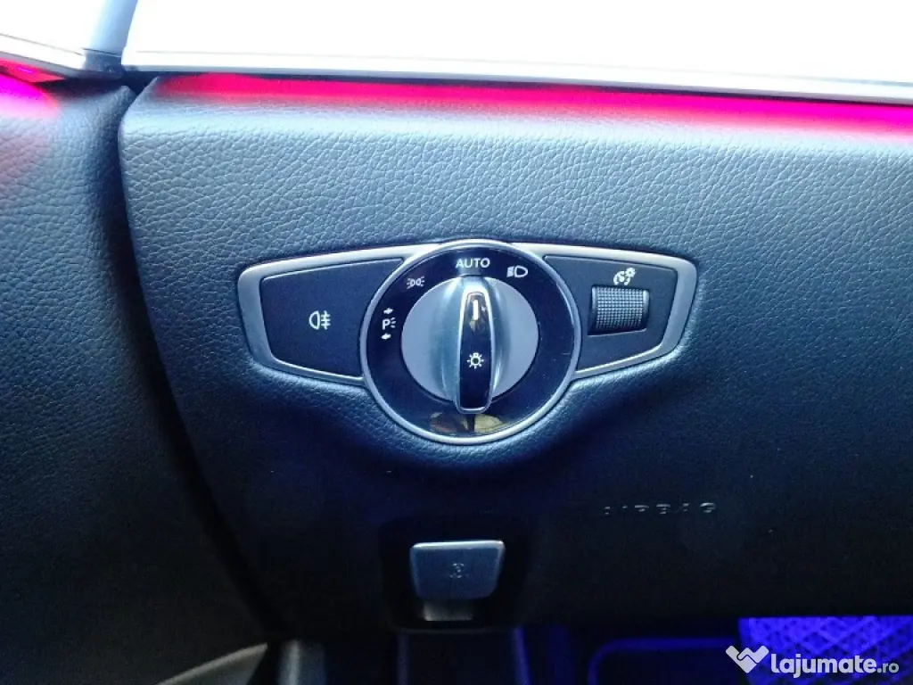 Mercedes-Benz E 220 d T 9G-TRONIC Avantgarde 