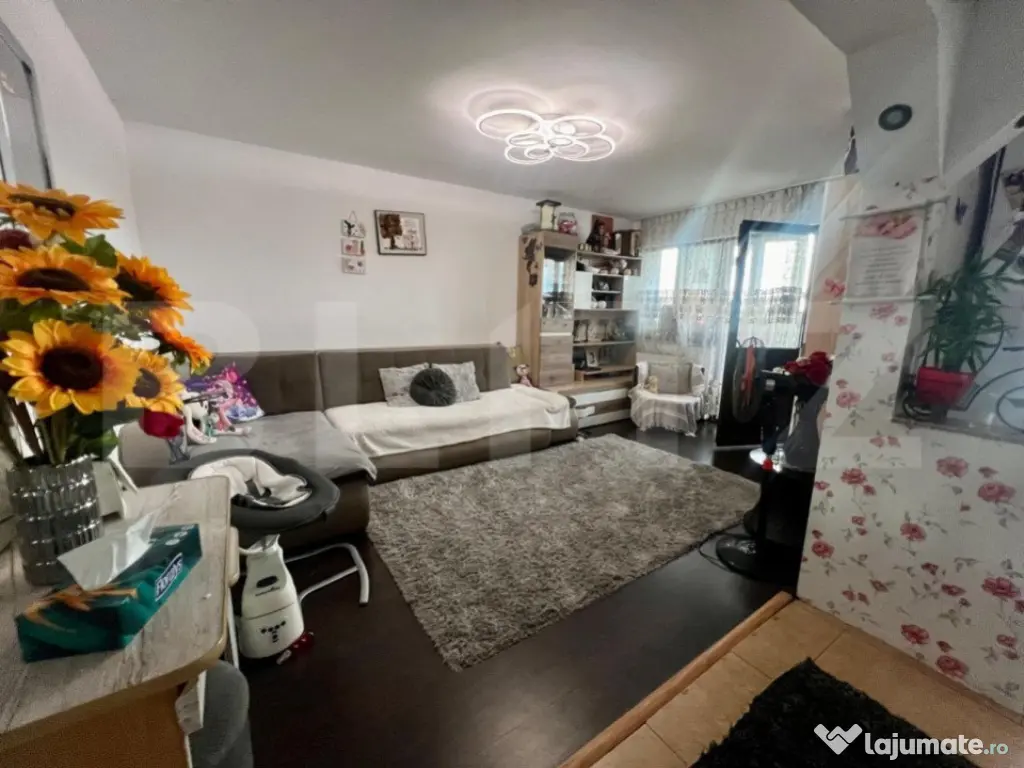 Apartament 4 camere, 100 mp, decomandat, cartier Burdujeni