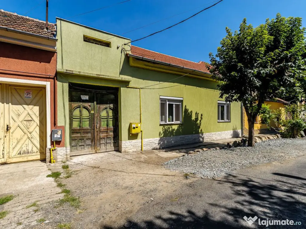 REZERVAT!Apartament 2 camere spatios la casa individuala ... 