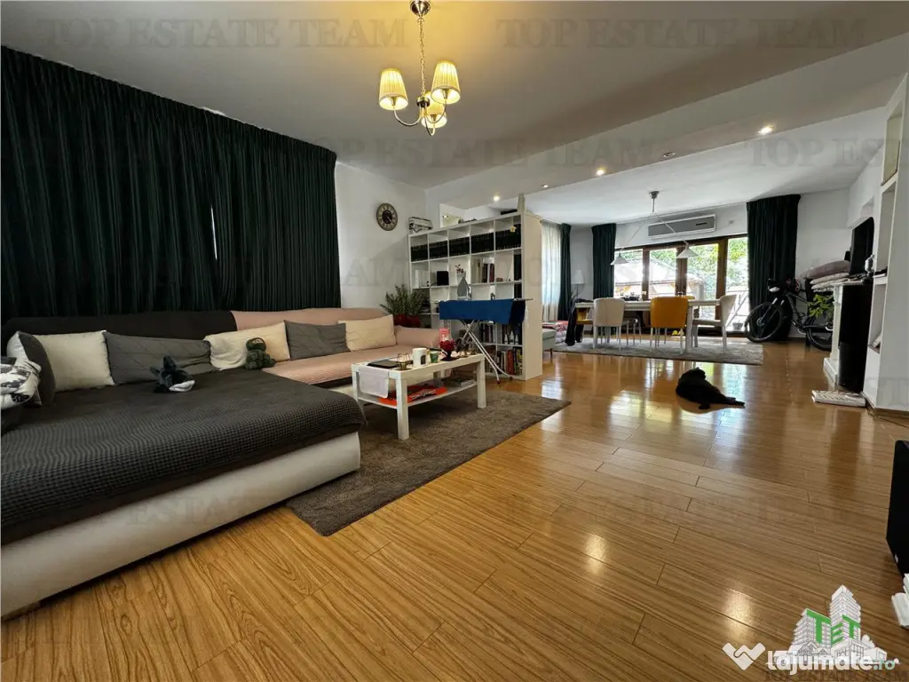 Zona Primarie Mogosoaia | Complex de case cu bariera | Curte 