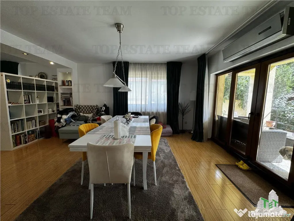 Zona Primarie Mogosoaia | Complex de case cu bariera | Curte 