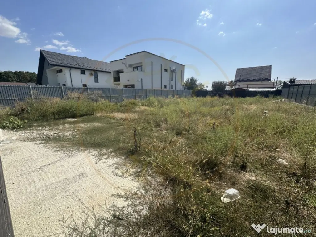Teren intravilan cu gard Aleea Bradului - Magic Trivale 