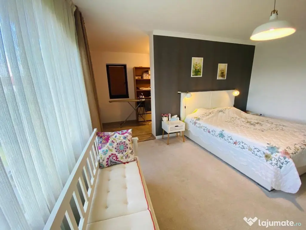 Sat Sasar, 3 camere, etaj 1 