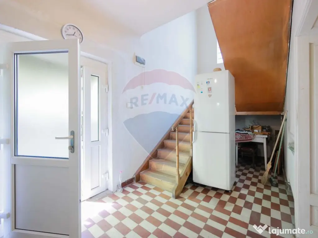 De vânzare Casă cu 3 camere și teren 562 mp str. Louis... 