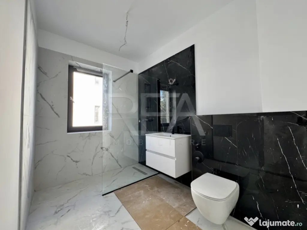 Studio Ultracentral la 8 minute de metrou