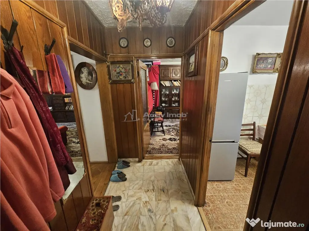 Resita, 4 Cam. Dec., Micro 4