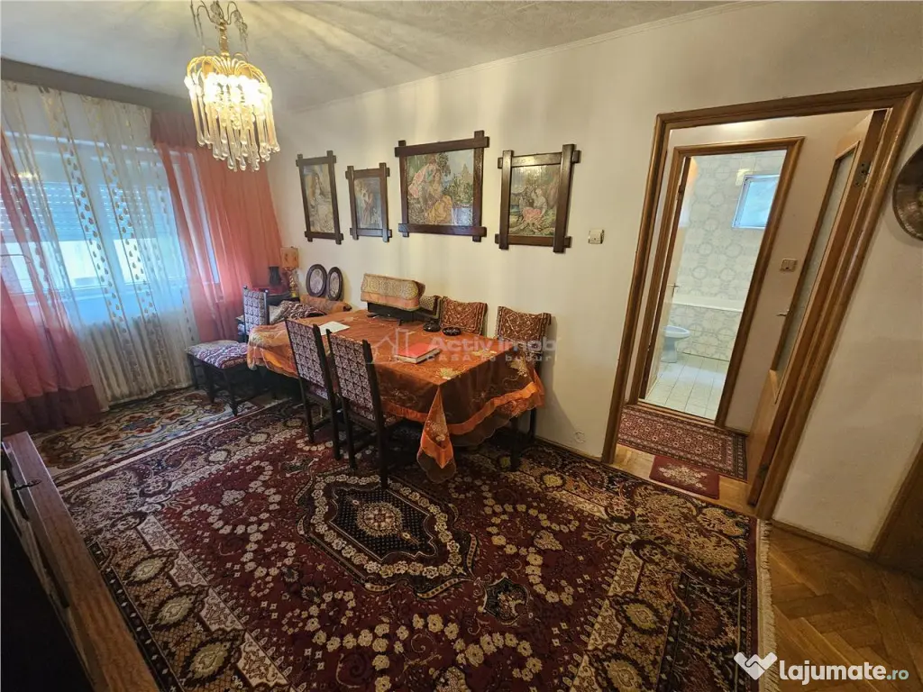 Resita, 4 Cam. Dec., Micro 4