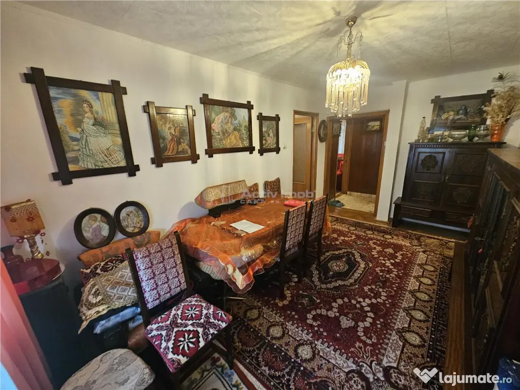 Resita, 4 Cam. Dec., Micro 4