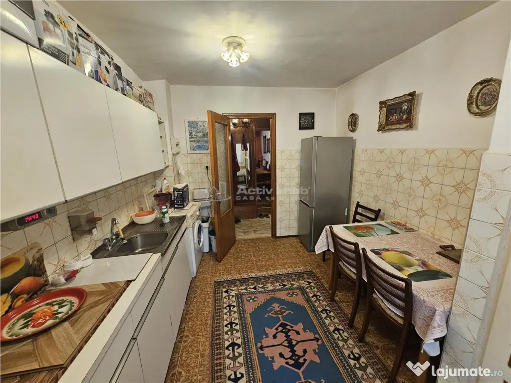 Resita, 4 Cam. Dec., Micro 4