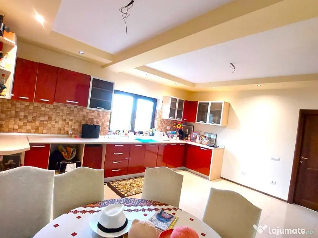 Casa 2016 Gugesti central 