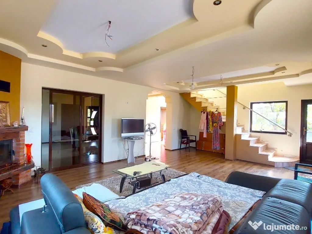 Casa 2016 Gugesti central 