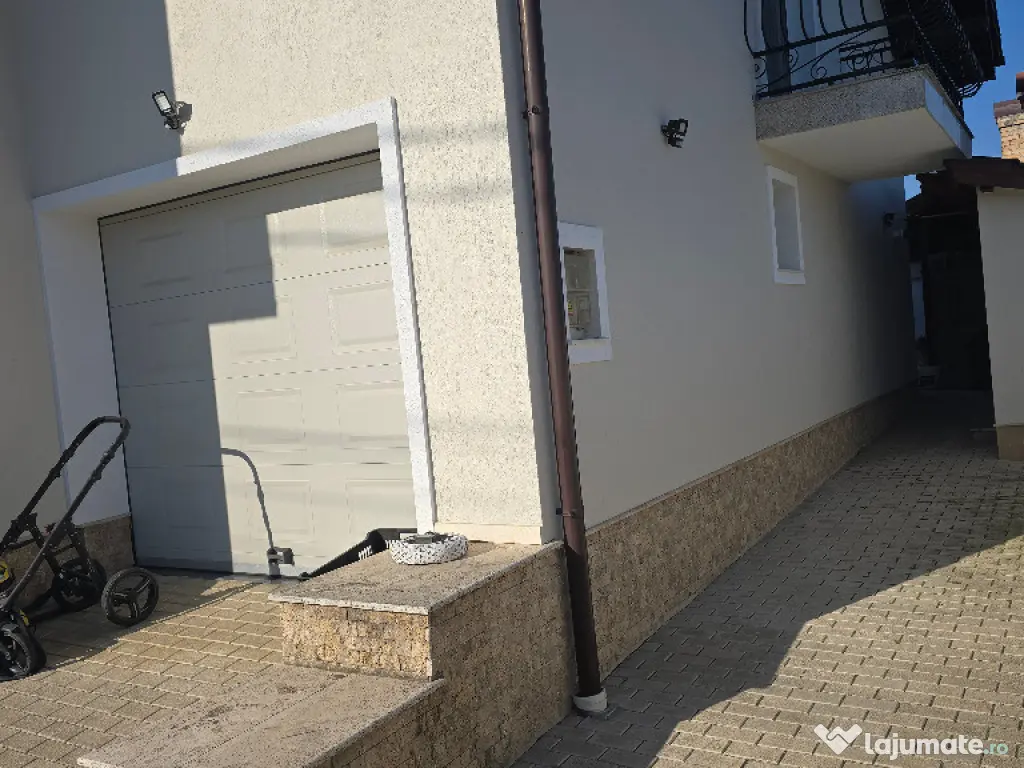 Vand casa noua in Deva, Zavoi, P+M, partea de jos, mobilata, utilata