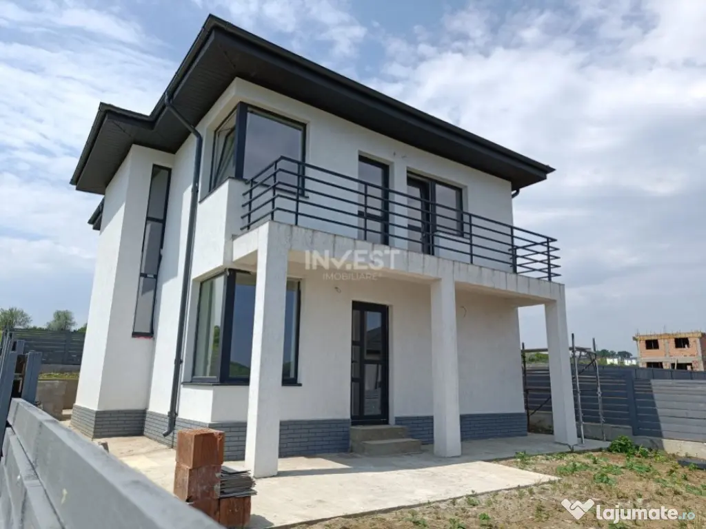 Casa cu 4 camere, incalzire pardoseala. Rediu - 3km de Rond