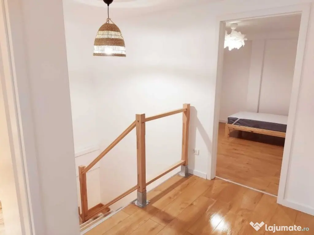 Apartament 3 camere (P+1) langa Parcul Carol si Parcul Tineretului