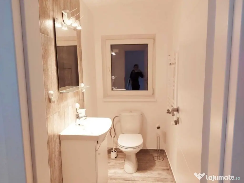 Apartament 3 camere (P+1) langa Parcul Carol si Parcul Tineretului