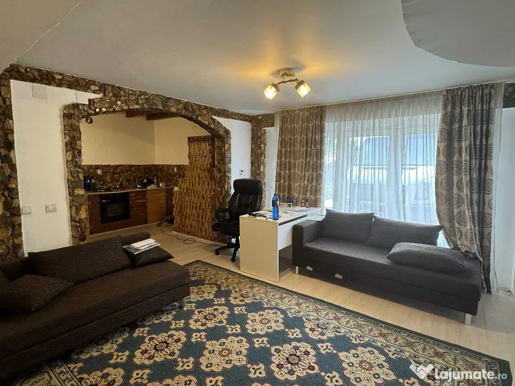 Vila P+1, supraf. desf. 510 mp., teren 1000 mp, Radomiresti 