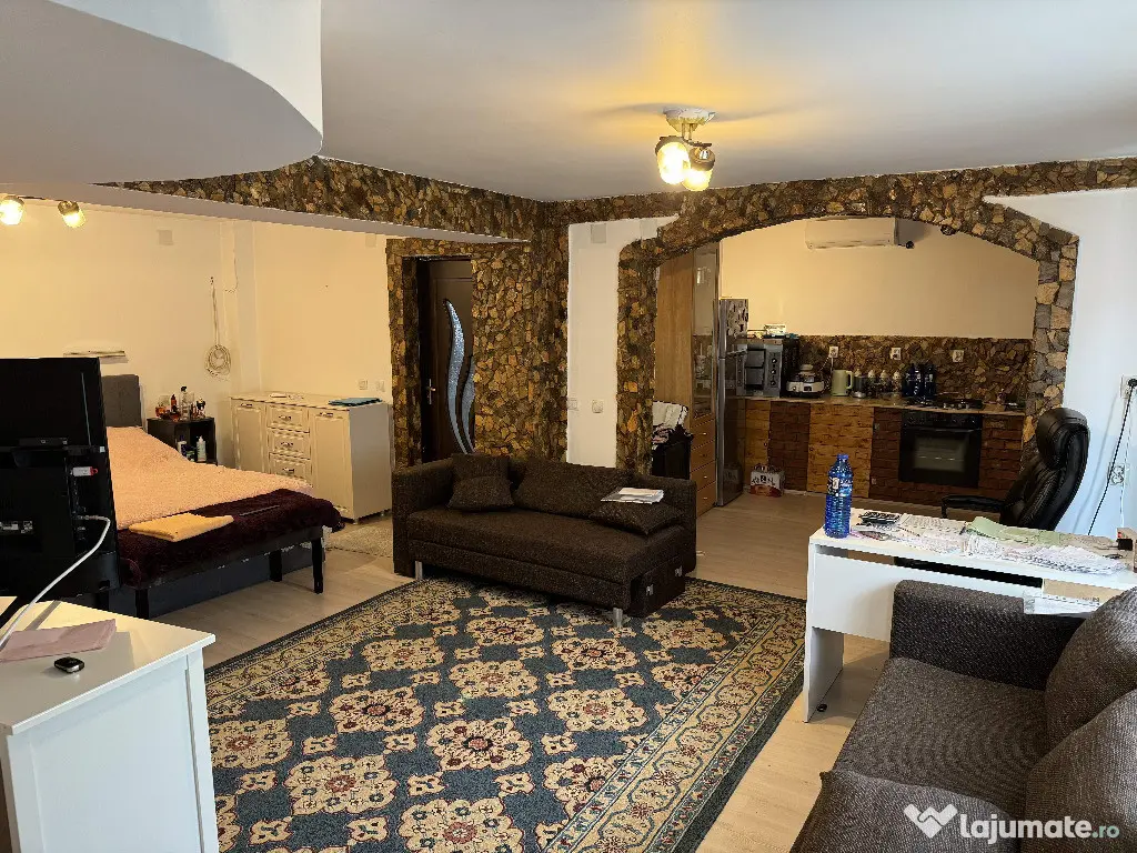 Vila P+1, supraf. desf. 510 mp., teren 1000 mp, Radomiresti 