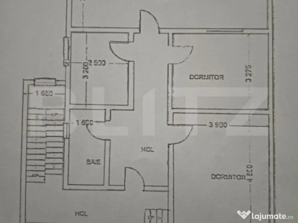 Oportunitate Apartament 3 camere decomandat în Vilă