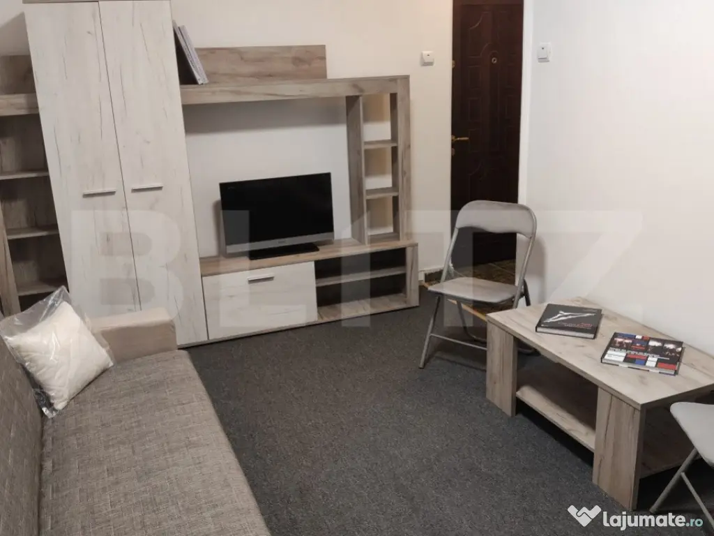 Garsonieră centrală într-un bloc reabilitat, ideală pent