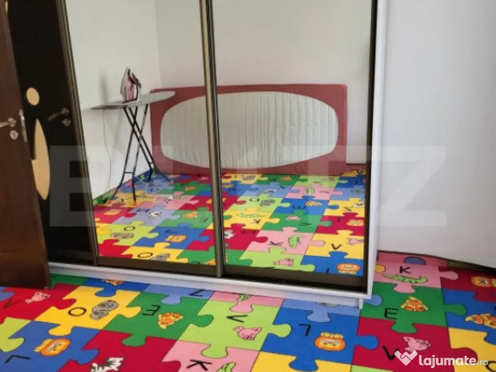 Apartament cu 3 camere, 68mp + 22mp depozitare, parcare, zon