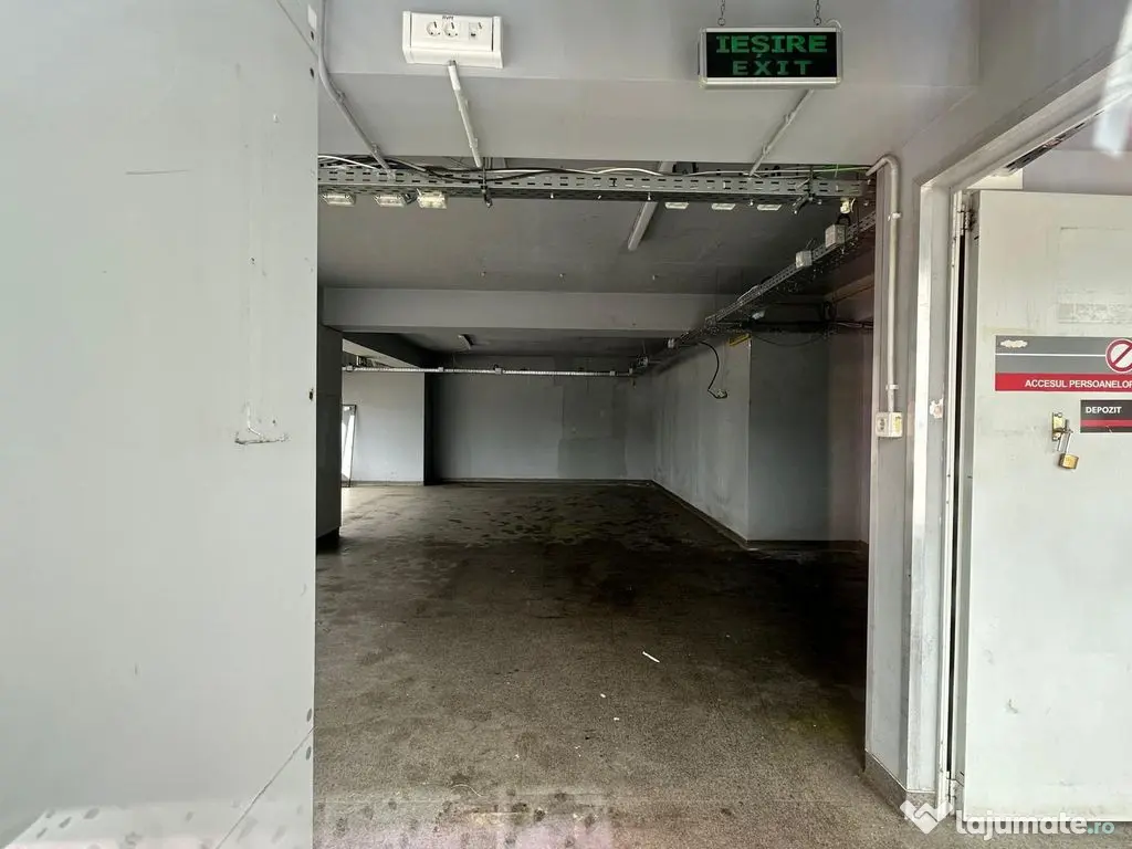 Zona Metrou Dimitrie Leonida spatiu 100 mp vizibilitate buna 