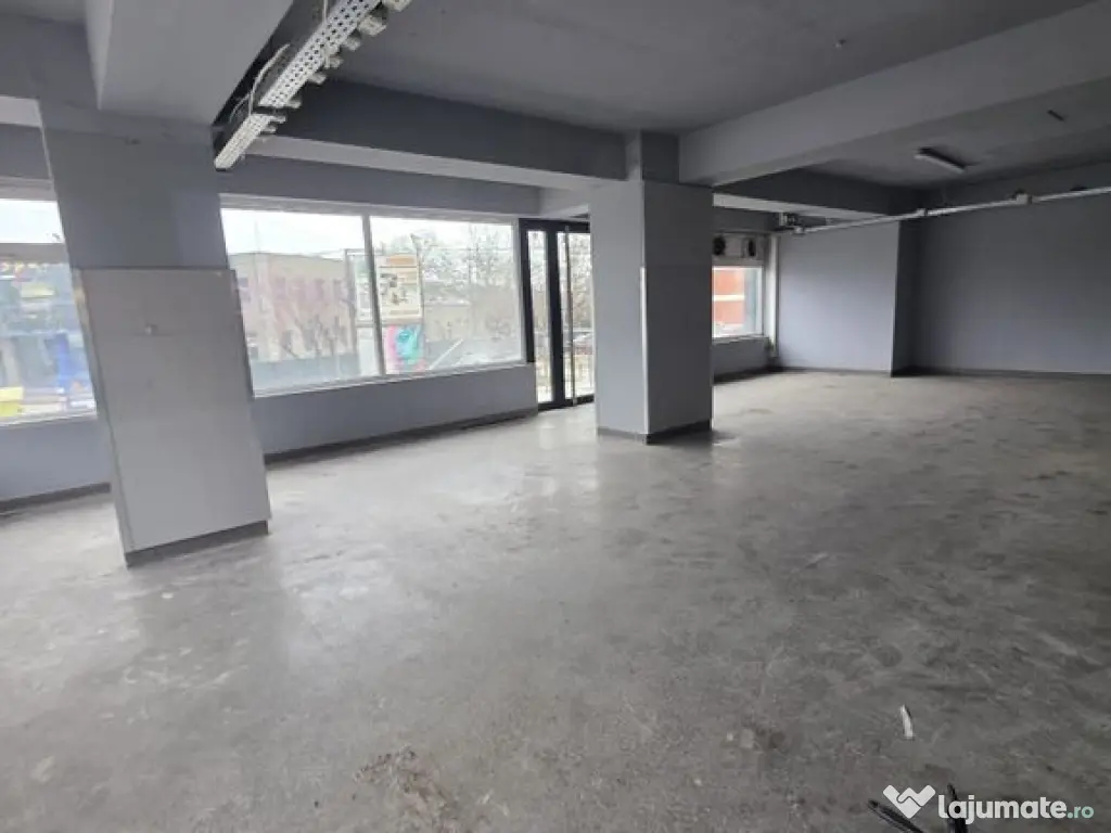Zona Metrou Dimitrie Leonida spatiu 100 mp vizibilitate buna 
