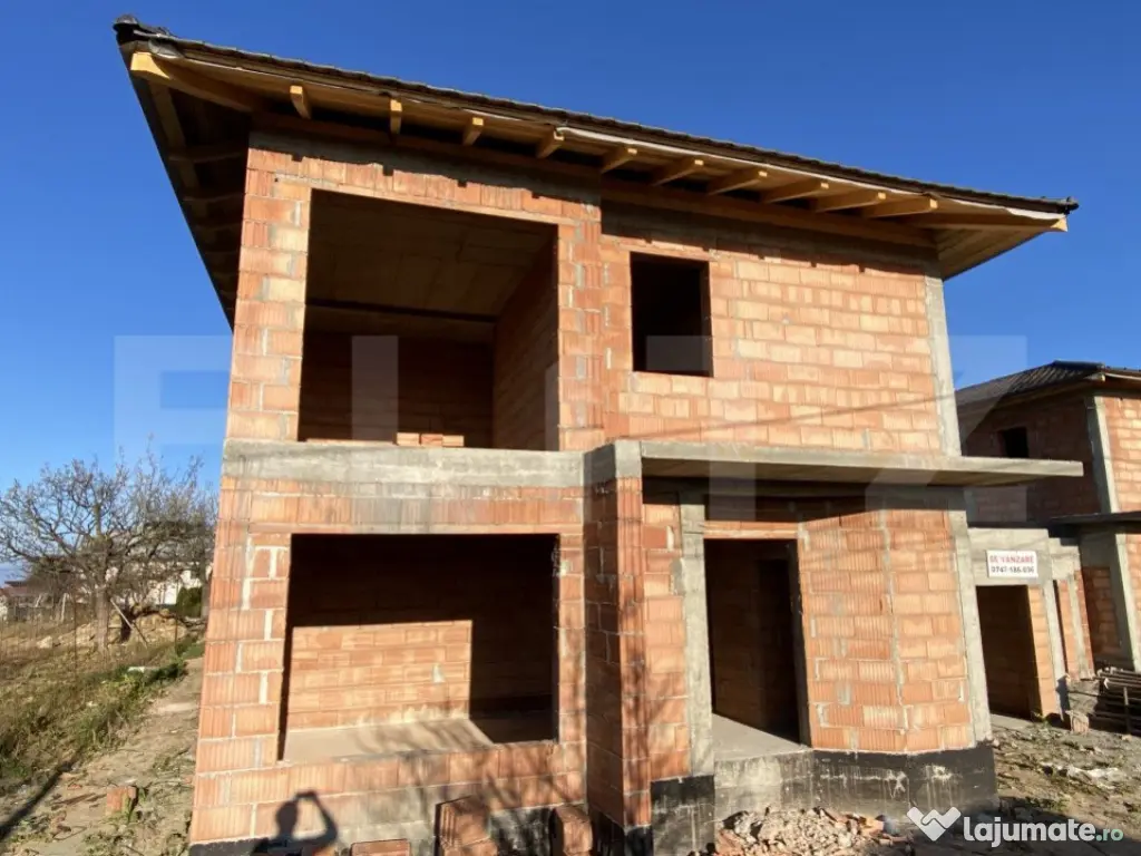 Casa individuala, 170 mp utili, garaj, 770 mp teren, Feleacu