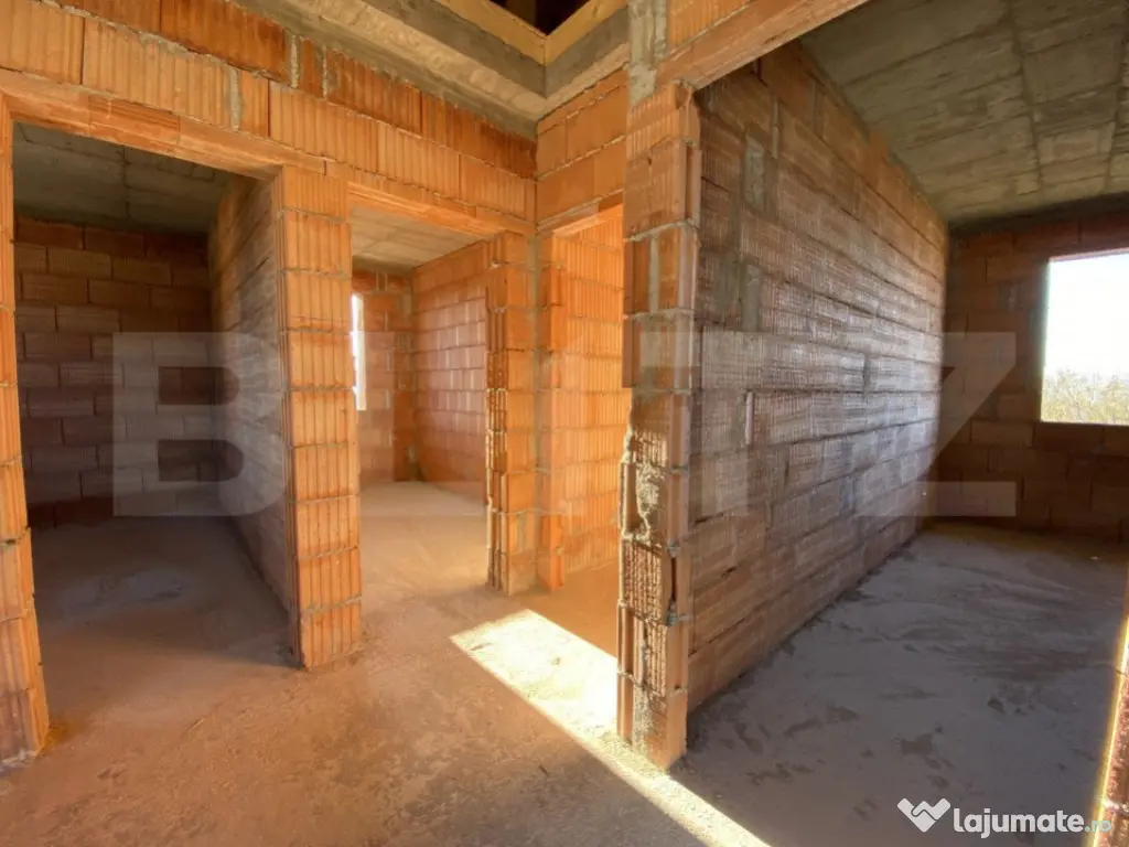 Casa individuala, 170 mp utili, garaj, 770 mp teren, Feleacu