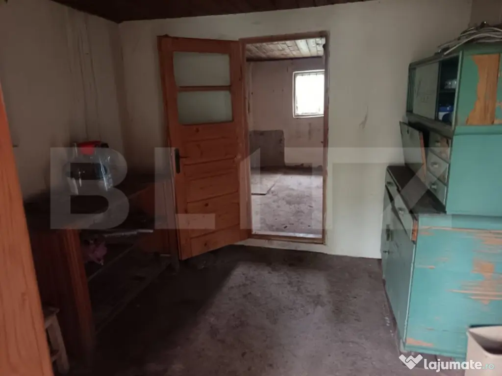 Casa renovabila, cu un teren 2000 m, intr-o zona linistita