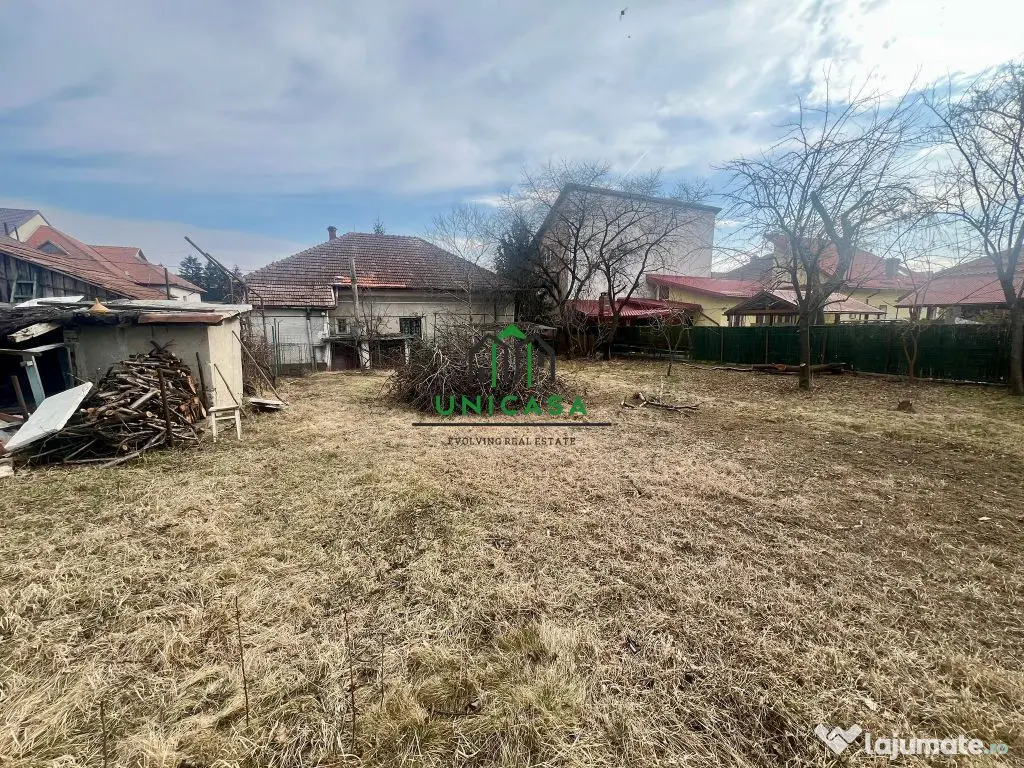 Casa Centru/ 4 camere / teren 920mp 