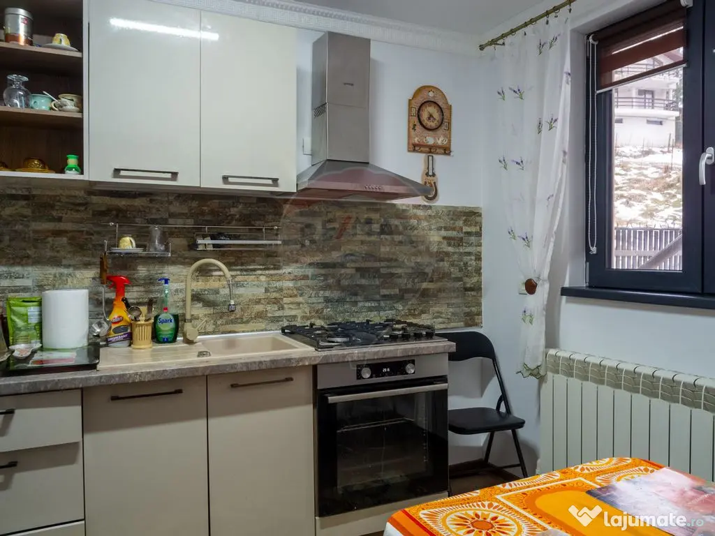 Complex pentru cazare in Busteni în zona Valea Alba 