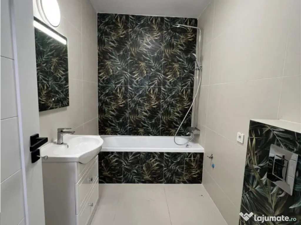 Apartament cu 3 camere decomandate si 2 bai pe Calea Surii M 