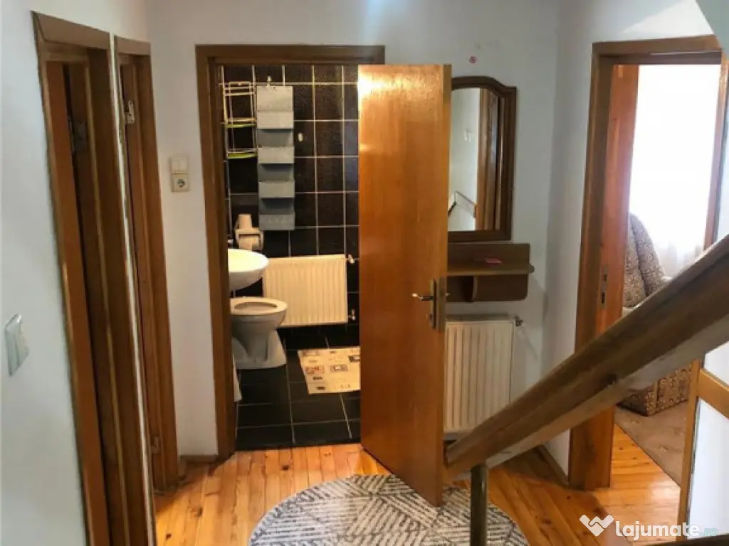 Oferta - Casa individuala, Central, 5 Camere, Parcare, Panor 