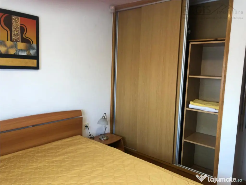 Oferta - Casa individuala, Central, 5 Camere, Parcare, Panor 