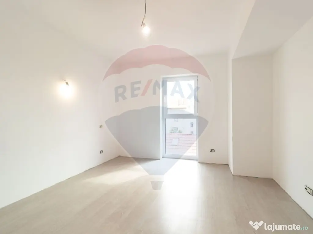 Apartament unicat 3 camere supradimensionat, Damaroaia - ... 