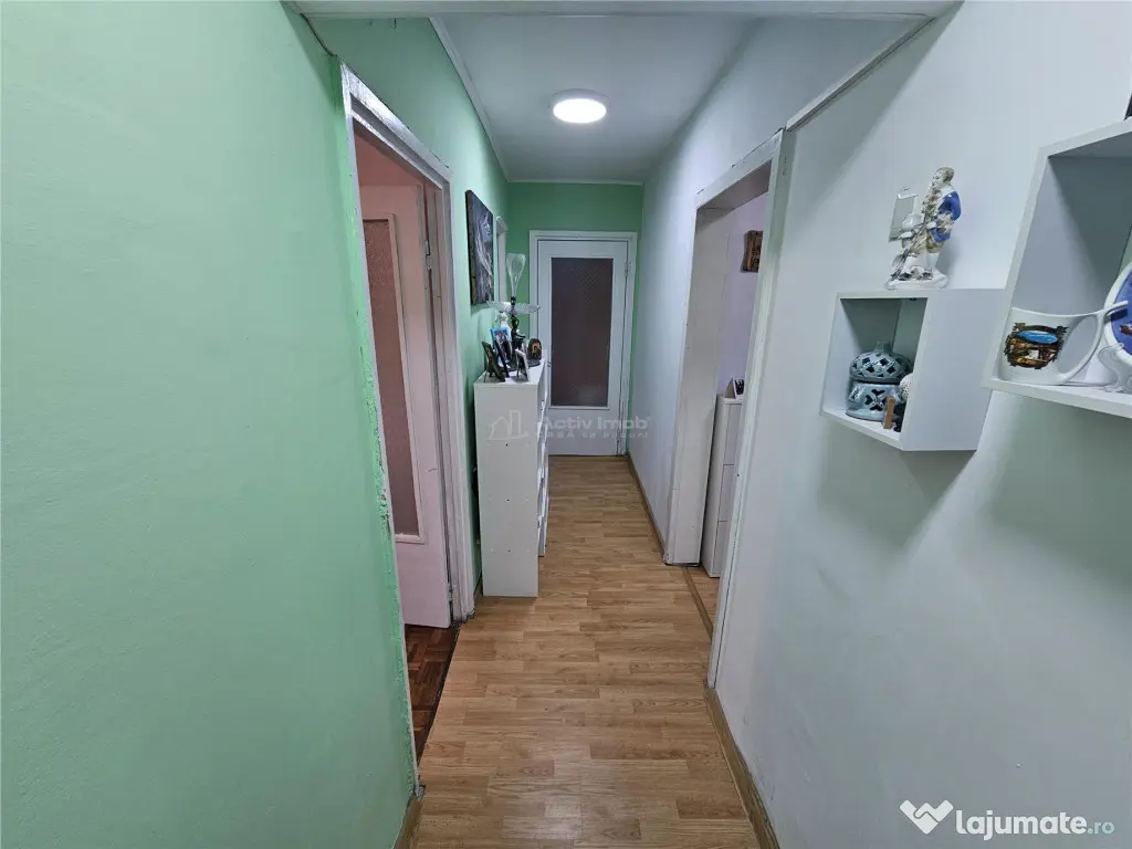 Resita, 3 Cam. Dec. Mobilat Utilat, Micro 2