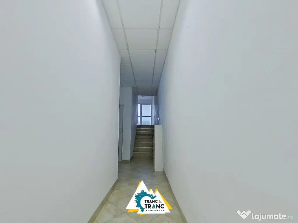 Spatiu de birouri cu 3 camere in zona Bibliotecii Judetene din Arad 