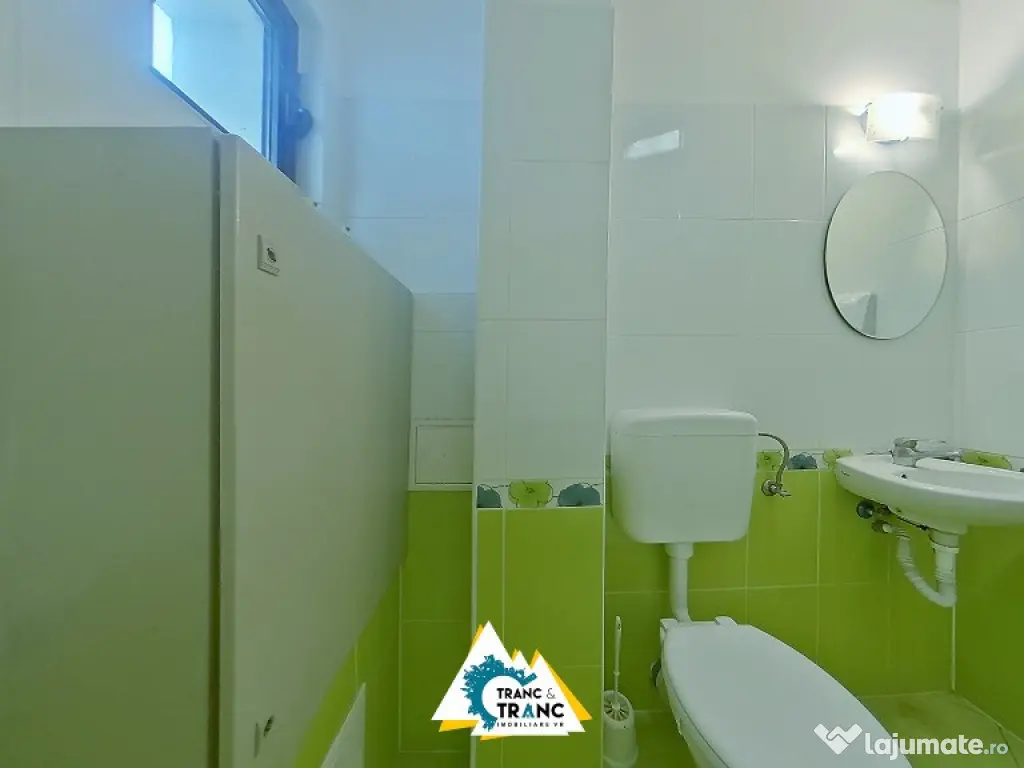 Spațiu de birouri de 200 mp in cladire de sticla în Micalaca 