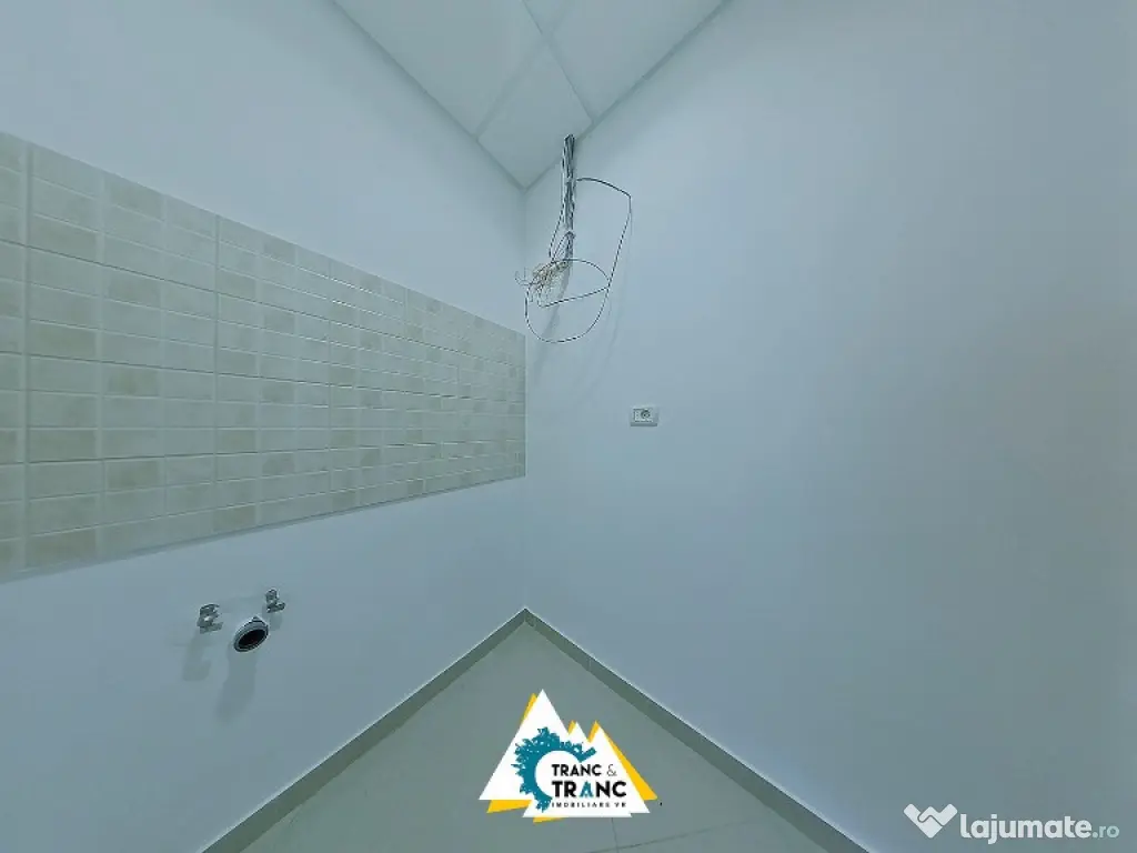 Spațiu de birouri de 200 mp in cladire de sticla în Micalaca 