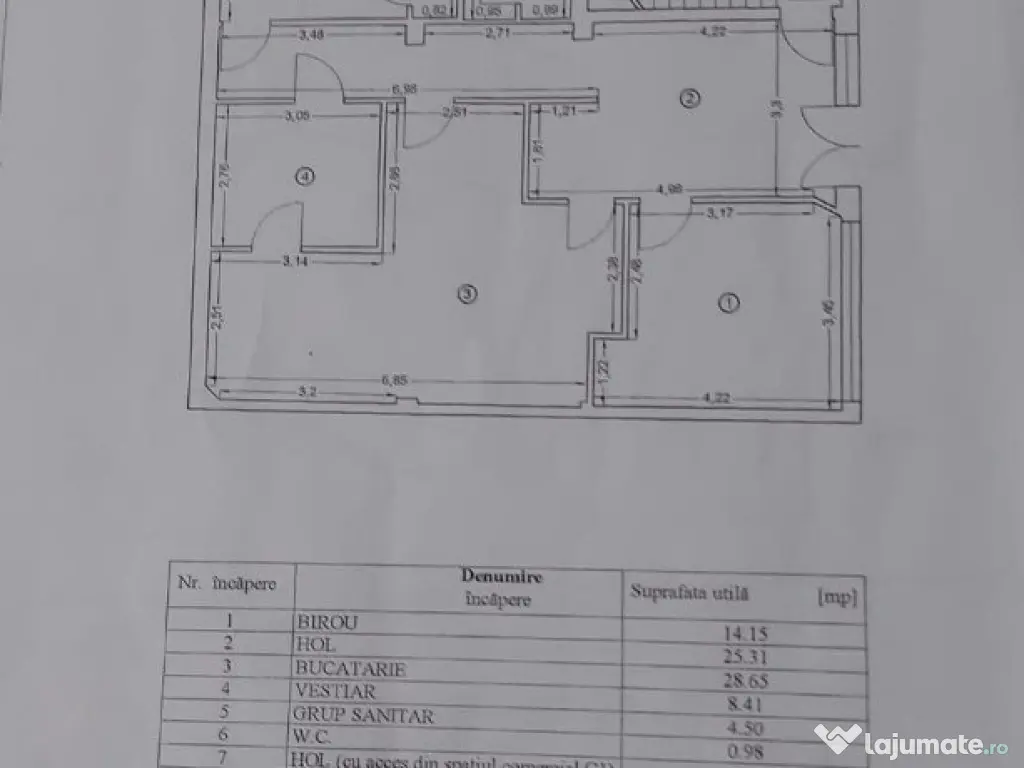 Coiciu, vila cu spatiu P+1+M de vanzare