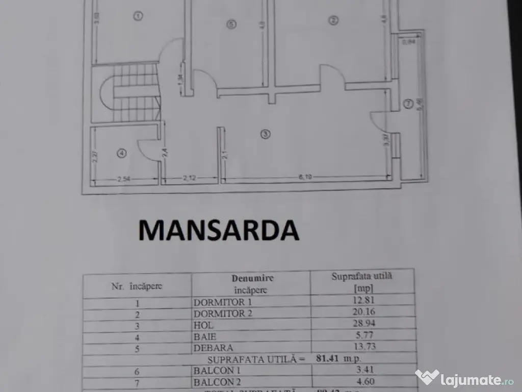 Coiciu, vila cu spatiu P+1+M de vanzare