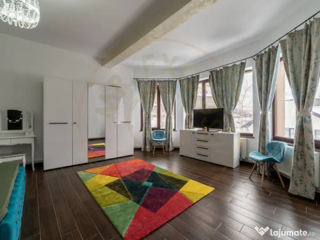 Casa imbratisata de padure - Valea Ursului, Bascov