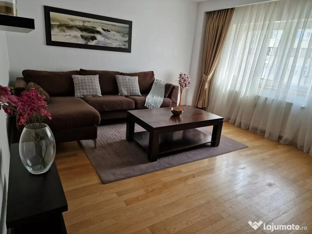 Decebal, Apartament 4 camere. 