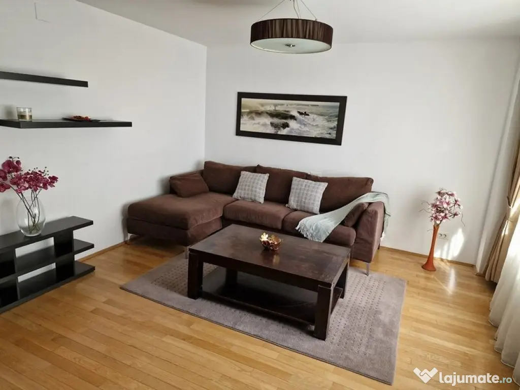 Decebal, Apartament 4 camere. 