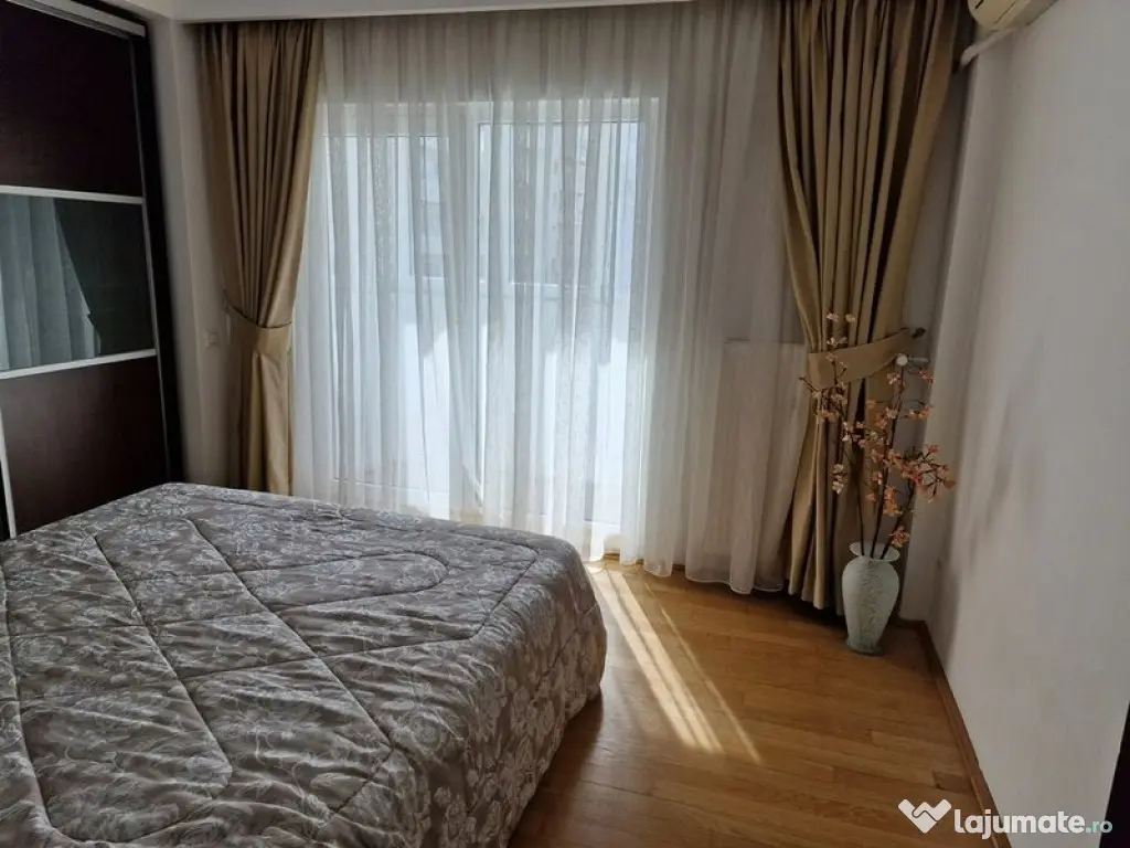 Decebal, Apartament 4 camere. 